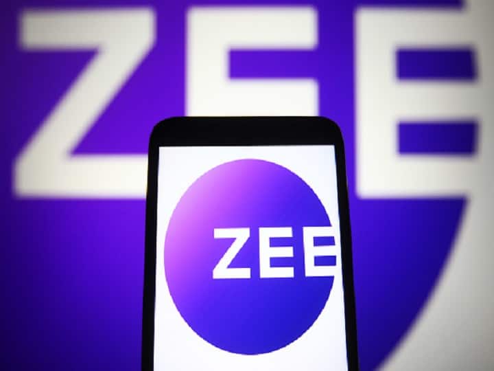 Zee Media case MIB order to create level playing field small news broadcasters GSAT-15 Satellite Dish TV Zee Media Case: MIB Order To Create A Level Playing Field For Small News Broadcasters