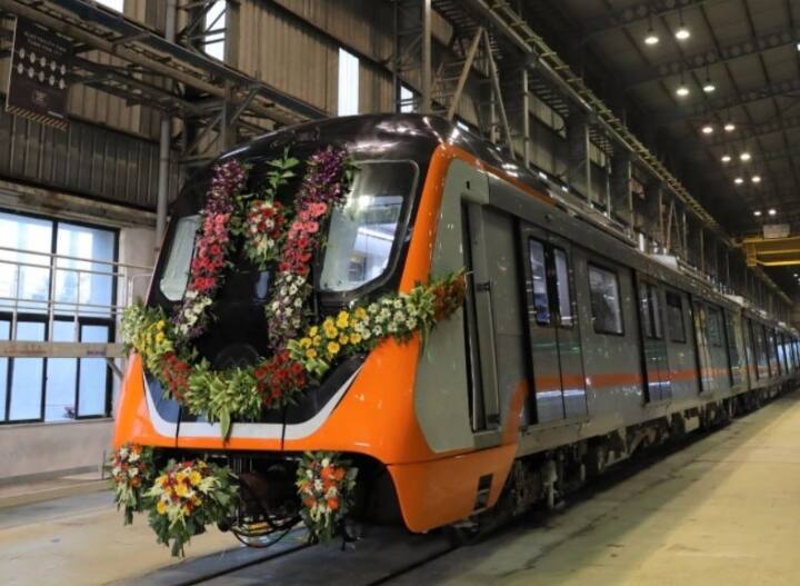 Agra Metro: आगरा में मेट्रो पर लगाया गया 29.25 लाख रुपये का भारी-भरकम जुर्माना, जानिए- क्या है वजह? up news agra pollution control board fined Rs 29.25 lakh rupee on UP Metro, know why ann Agra Metro: आगरा में मेट्रो पर लगाया गया 29.25 लाख रुपये का भारी-भरकम जुर्माना, जानिए- क्या है वजह?