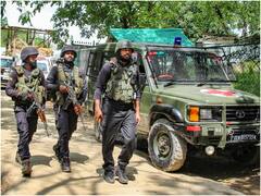 जम्मू-कश्मीर में सुरक्षाबलों का एक्शन जारी, कुलगाम में पाकिस्तानी आतंकी ढेर, एक जवान समेत 3 जख्मी