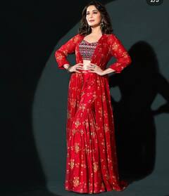 Navratri Fashion Tips: नवरात्रि से दिवाली तक दिखना है ट्रेडिशनली ब्यूटीफुल तो अपनाएं धक धक गर्ल माधुरी दीक्षित के फैशन टिप्स