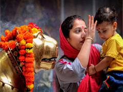 Navratri 2022: નવરાત્રીમાં માતાજીને પૂજામાં ન ચઢાવો આ ચીજો, દેવી થશે કોપાયમાન; જાણો નિયમ