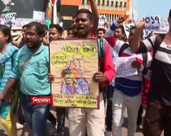 TET Agitation: টেট উত্তীর্ণদের রাজভবন অভিযানের ইস্যুতে ধুন্ধুমার, শিয়ালদায় পুলিশের সঙ্গে ধস্তাধস্তি