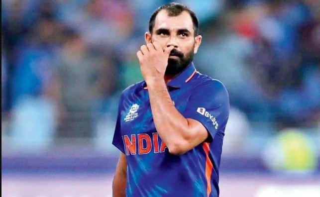 In place of Mohammed Shami, the player who threw the ball at the speed of 155 against Africa will get a chance! ਮੁਹੰਮਦ ਸ਼ਮੀ ਦੀ ਜਗ੍ਹਾ ਅਫਰੀਕਾ ਖਿਲਾਫ਼ 155 ਦੀ ਸਪੀਡ ਨਾਲ ਗੇਂਦ ਸੁੱਟਣ ਵਾਲੇ ਖਿਡਾਰੀ ਨੂੰ ਮਿਲੇਗਾ ਮੌਕਾ!