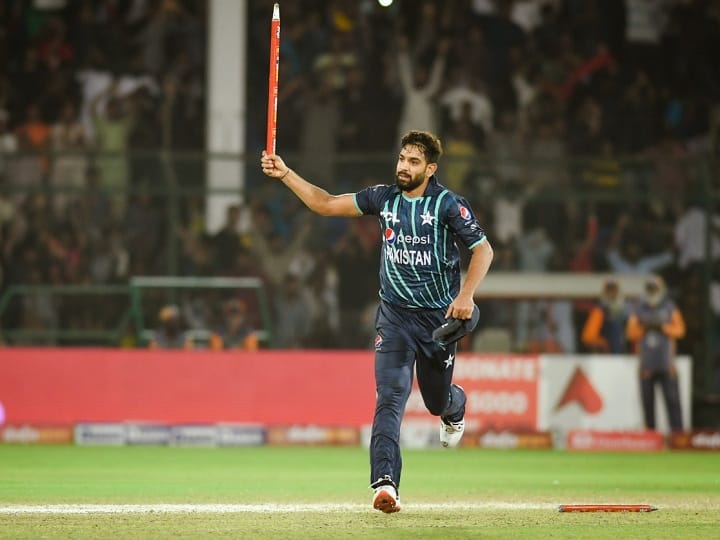 England beat Pakistan in 4th T20I by 3 runs Haris Rauf player of the match PAK vs ENG 4th T20I: जीत की दहलीज पर खड़ी थी इंग्लैंड टीम, हारिस रउफ ने ऐसे पलट दिया मैच