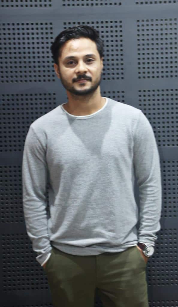 বিশেষ অতিথী শিল্পী হিসেবে দেখা যাবে সমদর্শী দত্ত ও তুহিনা পান্ডেকে। দর্শকদের ভালো লাগবে এই অন্য স্বাদের ওয়েব সিরিজ, আশায় শিল্পীরা।