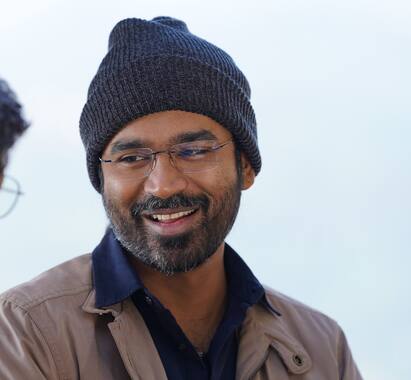 Naane varuvean Dhanush : வீரா சூரா...நானே வருவேன் தனுஷ் போட்டோஸ் !
