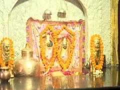 लखनऊ: चौक इलाके में बड़ी काली माता मंदिर का दर्शन करने आते हैं लोग, नवरात्र में होती है खास पूजा
