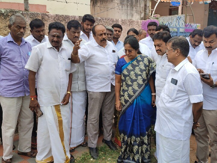 விளம்பரம், சுயநலத்திற்காக பெட்ரோல் குண்டு வீச்சில் ஈடுபடுபவர்கள் மீது நடவடிக்கை எடுக்க வேண்டும் - வானதி சீனிவாசன்