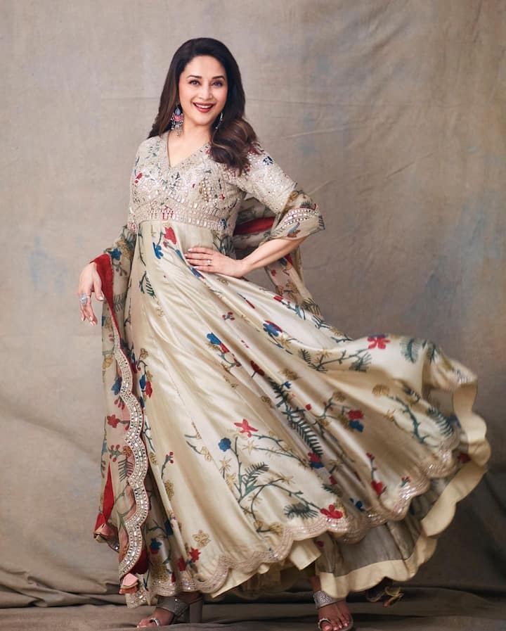 2121 Madhuri Dixit's peach anarkali Outfit Sets main image 1
