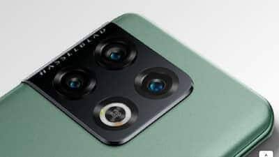 OnePlus 10 Pro 5G Battery : આ સ્માર્ટફોનમાં 5000mAh ની બેટરી મળે છે, જે 50W AIRVOOC અને 80W SUPERVOOC ચાર્જિંગ સપોર્ટની સાથે આવે છે, કનેક્ટિવિટી માટે સ્માર્ટફોનમાં બ્લૂટૂથ, વાઇફાઇ અને USB ટાઇપ સી ચાર્જિંગ પોર્ટ જેવા ફિચર્સ મળે છે. સ્માર્ટફોન 2 કલર ઓપ્શનમાં લૉન્ચ કરવામા આવ્યા છે.