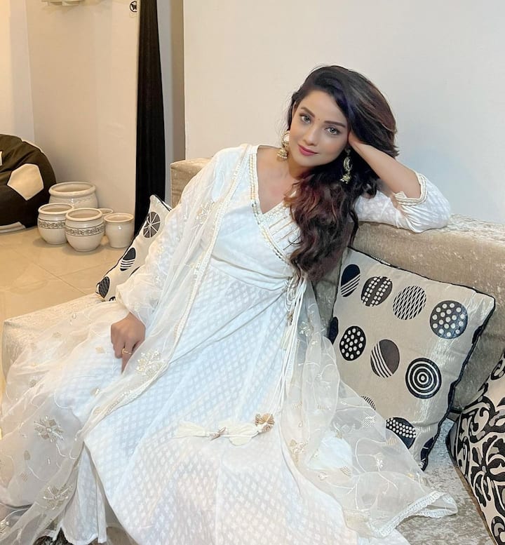 अदा खानला 'अमृत मंथन' या टीव्ही सीरियलमधून ओळख मिळाली. (फोटो सौजन्य:adaakhann/इंस्टाग्राम)