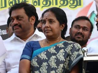 ’எல்.முருகனை அமைச்சராக்கி அழகு பார்த்தார் பிரதமர்.. ஆ.ராசா முதல்வர் நாற்காலியில் உட்கார முடியுமா?’ - வானதி சீனிவாசன்