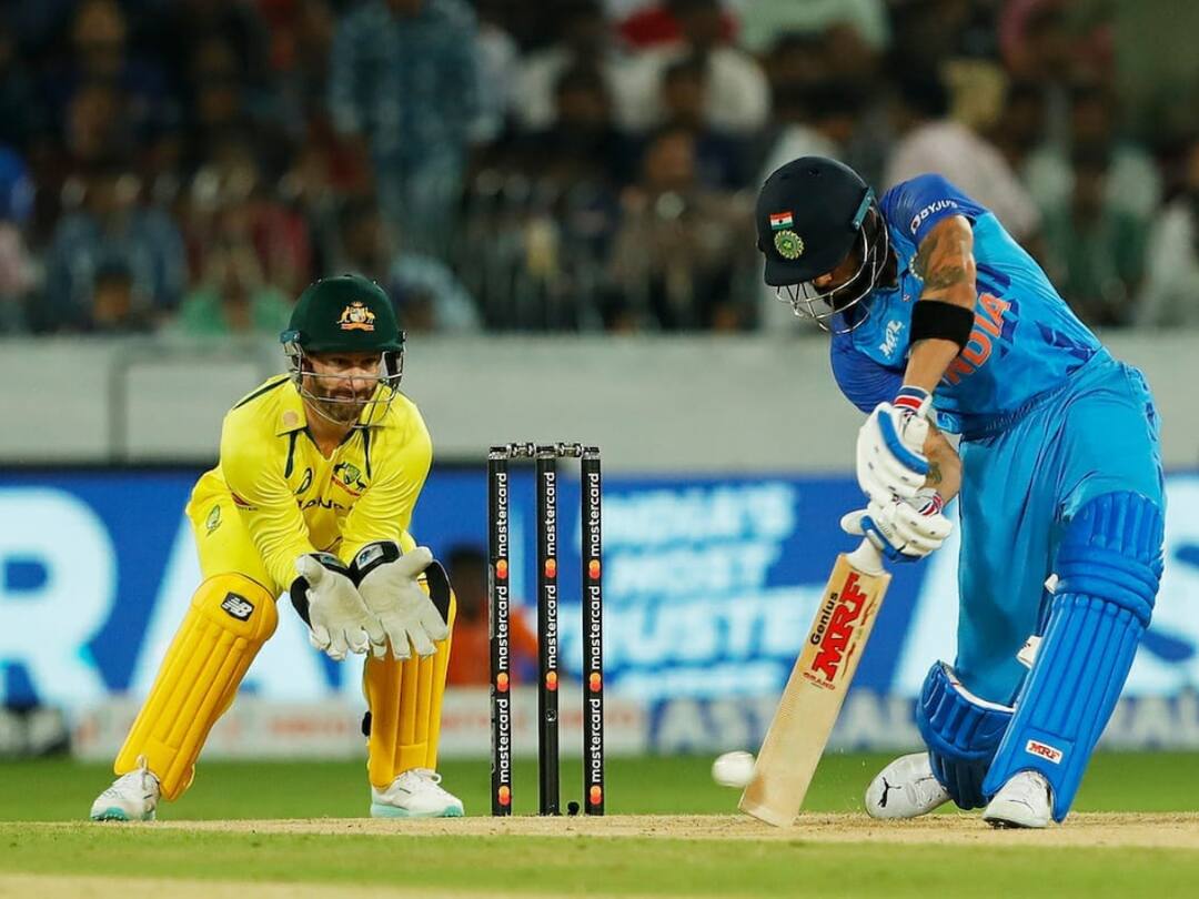 IND vs AUS 2022: Record Alert! Virat Kohli eclipses Rahul Dravid to become the second-highest run scorer for India in international cricket Virat Kohli: कोहलीचा विराट विक्रम! सचिननंतर सर्वाधिक धावा करणारा फलंदाज; राहुल द्रविडला टाकलं मागं