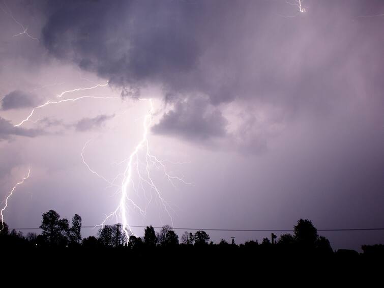 Tamil Nadu today Heavy rains likely in 23 districts of Do you know where places TN Rain: தமிழ்நாட்டில் 23 மாவட்டங்களில் 3 நாட்களுக்கு கனமழைக்கு வாய்ப்பு: எங்கெல்லாம் தெரியுமா?