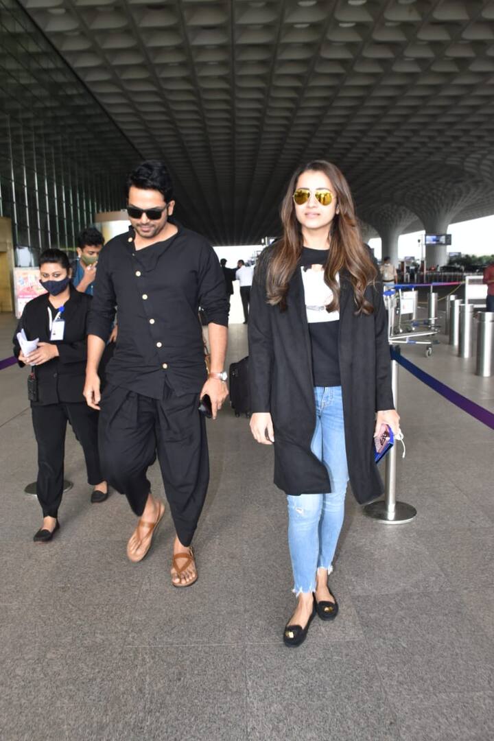మద్రాస్ టాకీస్,  లైకా ప్రొడక్షన్స్ సంయుక్తంగా నిర్మించాయి. ఈ ప్రతిష్టాత్మక ప్రాజెక్ట్‌కు ఎఆర్ రెహమాన్ సంగీతం అందించారు.