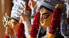 Probashe Durga Puja: কানাডার মাটিতে মাত্র ২ দিনের পুজো, কিন্তু খামতি নেই শ্রদ্ধায়-উদযাপনে