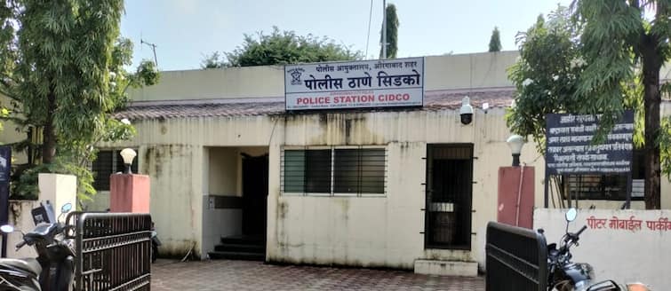 maharashtra News Aurangabad News Ex MIM corporator assaulted in Aurangabad police detains three Aurangabad: MIM च्या माजी नगरसेवकावर हल्ला, पोलिसांनी तिघांना ताब्यात घेतले