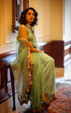 Sobhita Dhulipala : திரையுலக வெண்ணிலா சோபிதாவின் ரீசன்ட் க்ளிக்ஸ்!