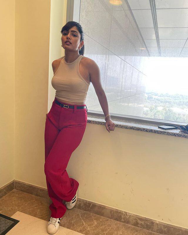 ఆ తరువాత పలు సినిమా అవకాశాలు దక్కించుకుంది. (Courtesy : Eesha Rebba Instagram)