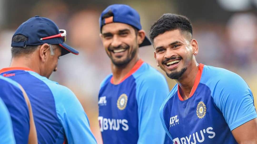 IND vs SA T20I series: আহত দীপক হুডার বদলে ভারতীয় দলে সুযোগ পাচ্ছেন শ্রেয়স আইয়ার? IND vs SA T20I series: Shreyas Iyer likely to replace injured Deepak Hooda IND vs SA T20I series: আহত দীপক হুডার বদলে ভারতীয় দলে সুযোগ পাচ্ছেন শ্রেয়স আইয়ার?