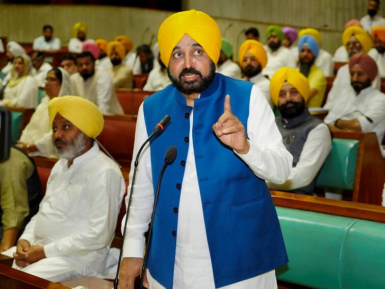 Punjab: CM Mann Moves Confidence Motion In Assembly, Says BJP Trying To Topple AAP Govt Punjab: CM Mann Moves Confidence Motion In Assembly, Says BJP Trying To Topple AAP Govt