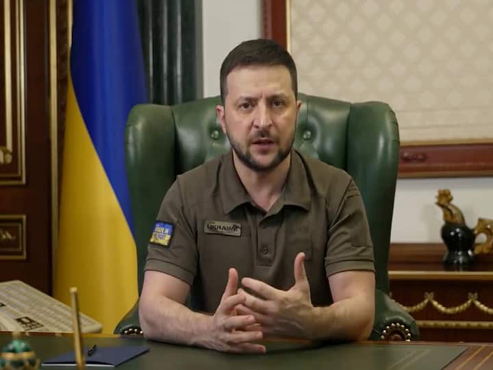 Ukraine President Volodymyr Zelensky Said Russia committed 400 war crimes in kherson 'रूस ने खेरसॉन में किए 400 से ज्यादा वॉर क्राइम, आम लोगों के मिल रहे शव', राष्ट्रपति जेलेंस्की ने हत्यारों को ढूंढने का किया वादा