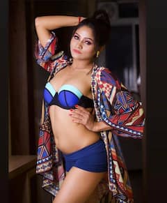 Bhojpuri News: मिलिए भोजपुरी सिनेमा की Urfi Javed से, तस्वीरें देख बोले फैंस - ये हैं इंस्टा की नई फैशन क्वीन