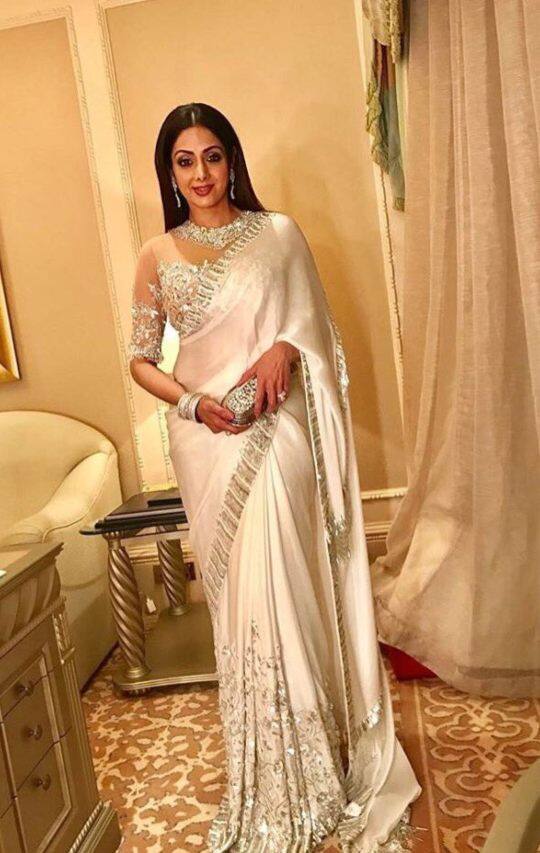 साड़ी में इतनी खूबसूरत लगती थीं श्रीदेवी