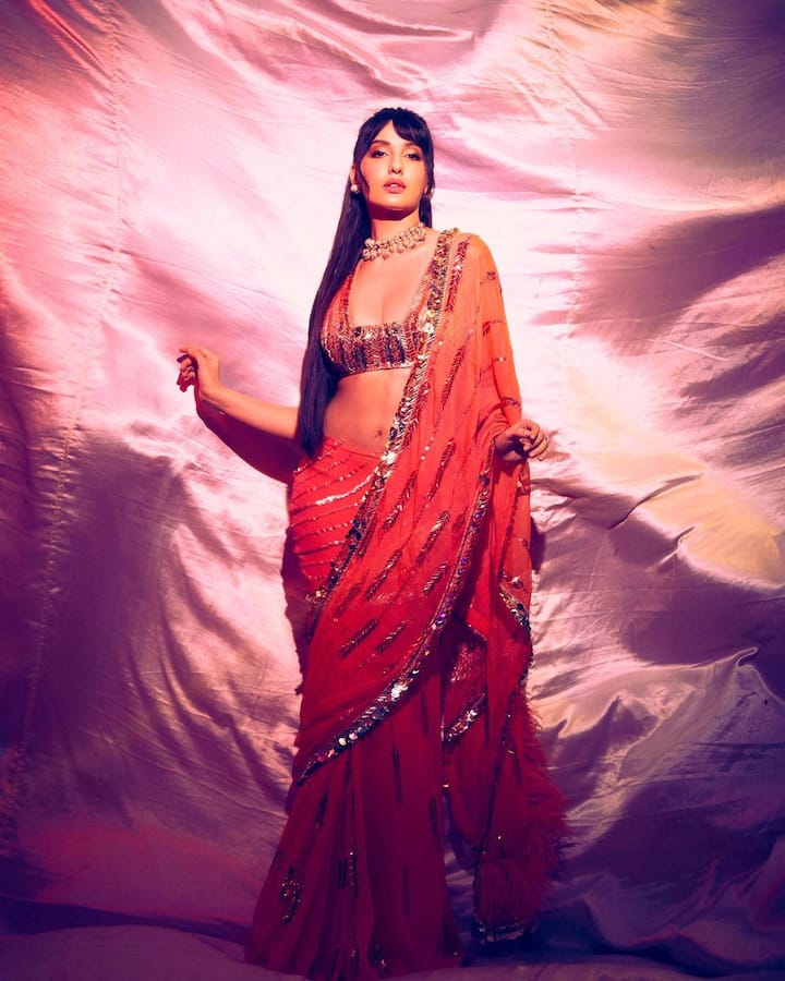 अशा परिस्थितीत आज चाहते त्याच्या एका झलकसाठी आतुर झाले आहेत. (फोटो सौजन्य :norafatehi/इंस्टाग्राम)