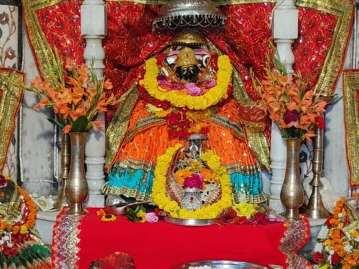 nainital devotees gathered in naina devi temple as shardiya navratra begins ann Navratra 2022: नैनीताल के इस मंदिर में उमड़ने लगी भक्तों की भीड़, 51 शक्तिपीठों में से है एक