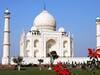 தாஜ்மஹாலை சுற்றி 500 மீட்டரில் வர்த்தக நடவடிக்கைகளுக்கு தடை: உச்சநீதிமன்றம்