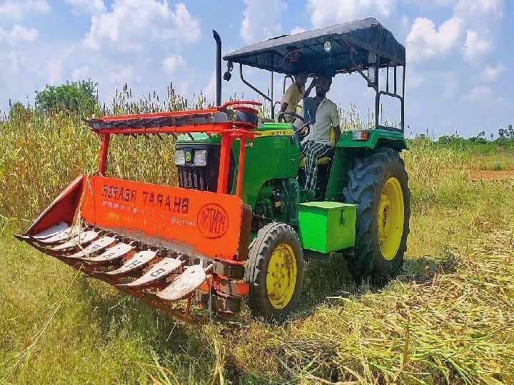 Ban on use of wheat harvesting straw reaper machine till 15th April in these Areas सावधान हो जाएं किसान! इस मशीन से गेहूं की कटाई करना पड़ सकता है बहुत भारी, इस्तेमाल पर 15 अप्रैल तक लगाई रोक!