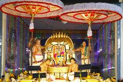 పెద్దశేష వాహ‌న‌ంపై  భక్తులకు ఏడుకొండల స్వామి అభయప్రదానం