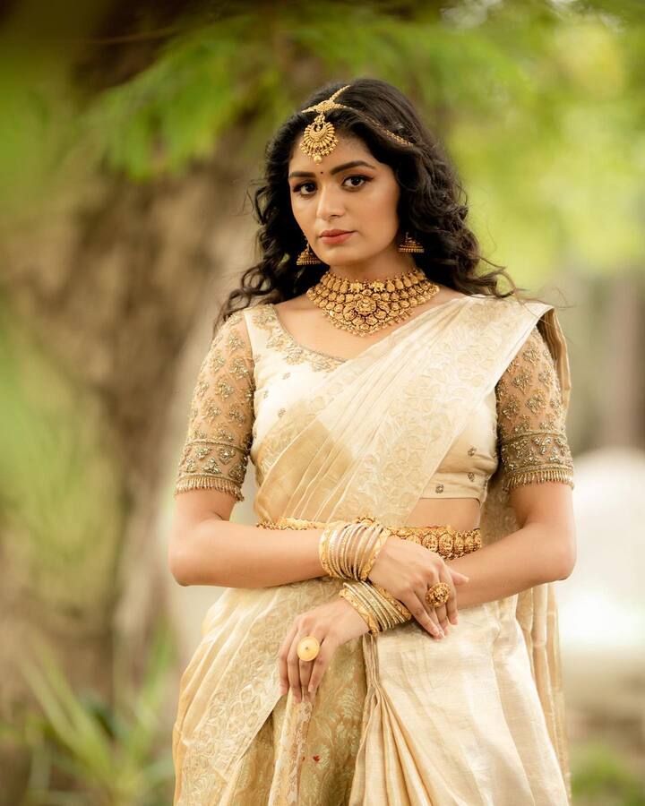 சூரியனையும் ஒடைப்பேன்டி கவட்டை எடுத்து கல்லால