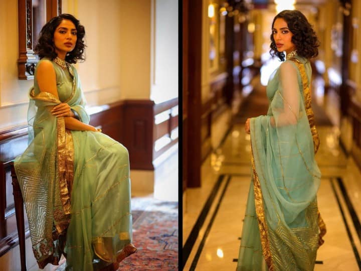 Seems like Sobhita Dhulipala knows every how about owning up to the limelight with her stunning attire for the promotions of her upcoming film 'Ponniyin Selvan'.