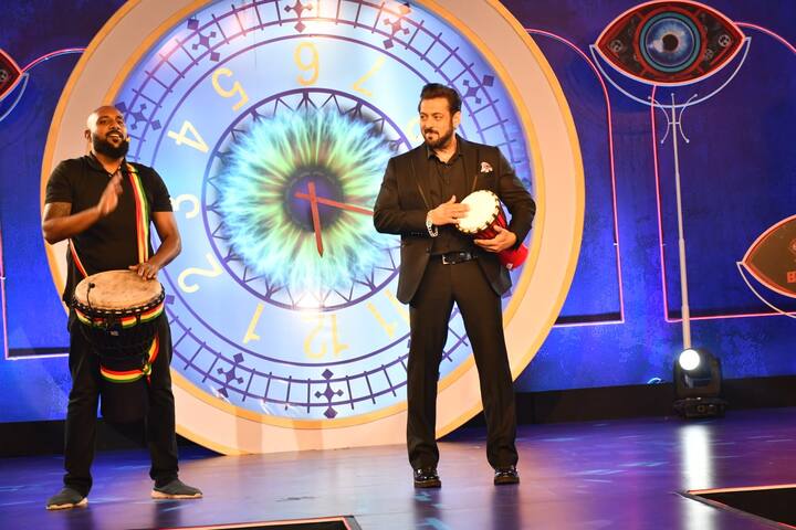 ‘వీకెండ్ కా వార్’ ఎపిసోడ్ శుక్రవారం రాత్రి 10 గంటలకు, శనివారం రాత్రి 9.30 గంటలకు ప్రసారం అవుతుంది.