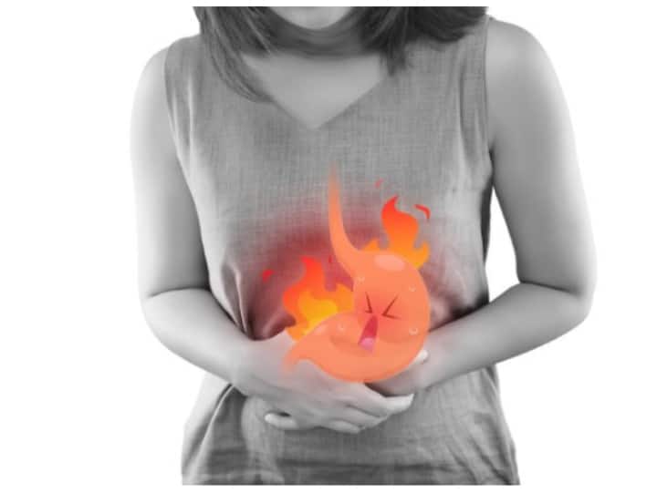 ZOE हेल्थ स्टडी एप के मुताबिक जो लोग कोरोना की वैक्सीन लगने के बाद भी कोरोना संक्रमित हुए हैं उनमें डायरिया मुख्य लक्षण नज़र आया है.