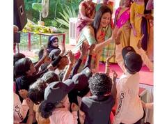 सिंपल सूट सलवार में मां के स्‍कूल पहुंचीं कैटरीना, बच्‍चों के साथ देख पति विक्‍की का आया ये रिएक्‍शन