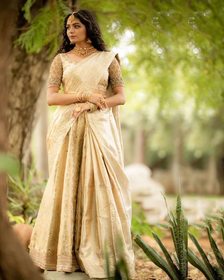 உன் சுண்டு விரல் பட்டு போன சுணங்கி போவேன்டி