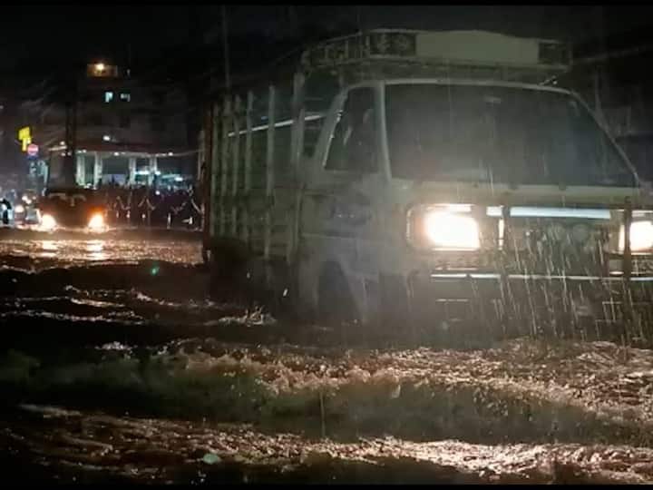 Heavy Rains Wreak Havoc In Hyderabad, Severe Waterlogging Witnessed Heavy Rains Wreak Havoc In Hyderabad, Severe Waterlogging Witnessed