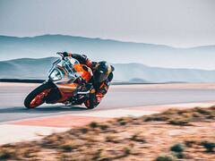 RC390 आणि RC200 बाईक भारतात लॉन्च, दमदार फीचर्ससह किंमत आहे