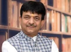 2013 के मामले में योगी के मंत्री कपिल देव अग्रवाल समेत 7 का कोर्ट में सरेंडर, थोड़ी देर में मिली जमानत