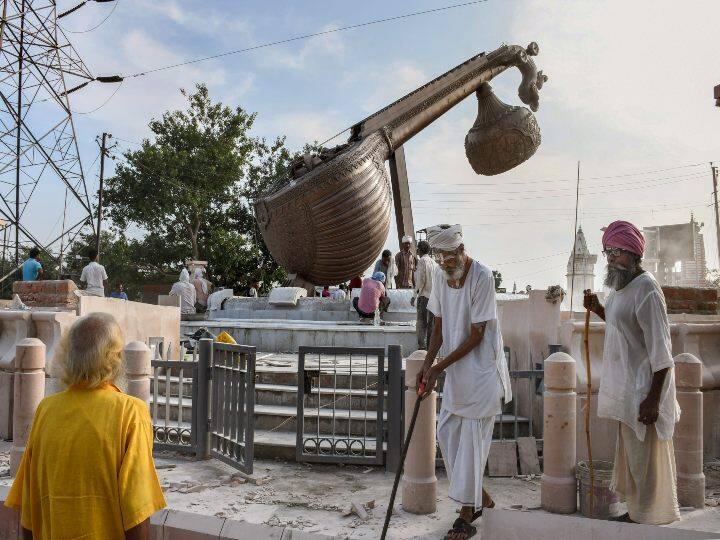 Veena Of Goddess Saraswati At Lata Mangeshkar Chowk To Become Symbol Of Musical Harmony: PM Modi Veena Of Goddess Saraswati At Lata Mangeshkar Chowk To Become Symbol Of Musical Harmony PM Modi Veena Of Goddess Saraswati At Lata Mangeshkar Chowk To Become Symbol Of Musical Harmony: PM Modi