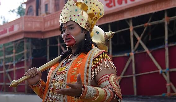 Ramleela के हनुमान जी ने बताया क्रेन से कैसे भरेंगे उड़ान ! Dialogues याद करने में कितना समय लगा ? | ENT LIVE