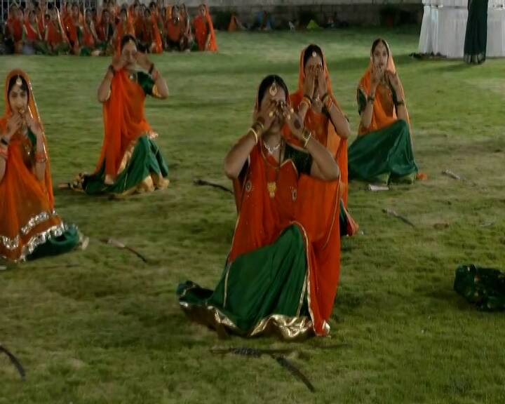 આ તલવાર રાસમાં સૌરાષ્ટ્ર ભરમાંથી ક્ષત્રિય સમાજના લોકો ઉપસ્થિત રહ્યા હતા.