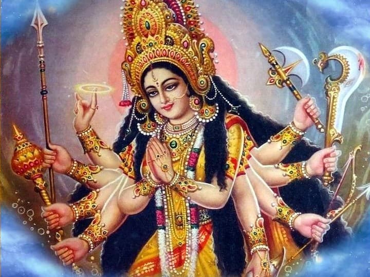 कर्ज से मुक्ति - मां चंद्रघंटा की विधिवत पूजा कर दारिद्रय दुःख भय हरिणी का त्वदन्या सर्वोपकार करणाय सदार्द चित्ता इस मंत्र का 51 बार जाप करें. मान्यता है इससे जल्द आपका कर्ज उतर जाएगा.