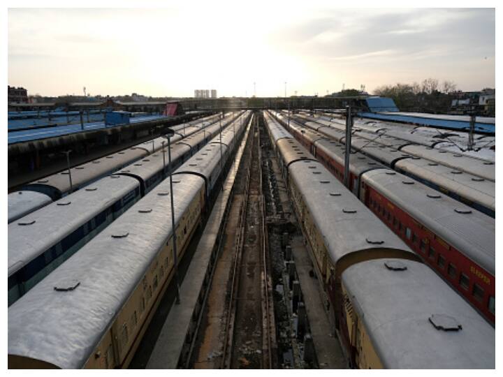 Centre Approves Redevelopment Of New Delhi, Ahmedabad & Mumbai CSMT Railway Stations Govt Approves Redevelopment Of New Delhi, Ahmedabad, Mumbai CSMT Stations At Cost Of Rs 10,000 Crore