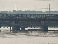 दिल्ली में घटने लगा यमुना का जलस्तर, हथिनी कुंड बैराज से पानी का बहाव हुआ कम