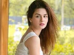 अवनीत कौर ने खुद को प्री-बर्थडे गिफ्ट किया 'बरबेरी हैंडबैग', कीमत जान उड़ जाएंगे होश !