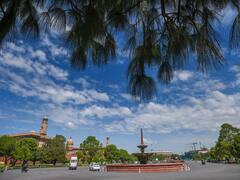 दिल्ली-एनसीआर में बढ़ी उमस भरी गर्मी, हवा भी हुई खराब, जानें- कब तक लौटेगा मानसून?